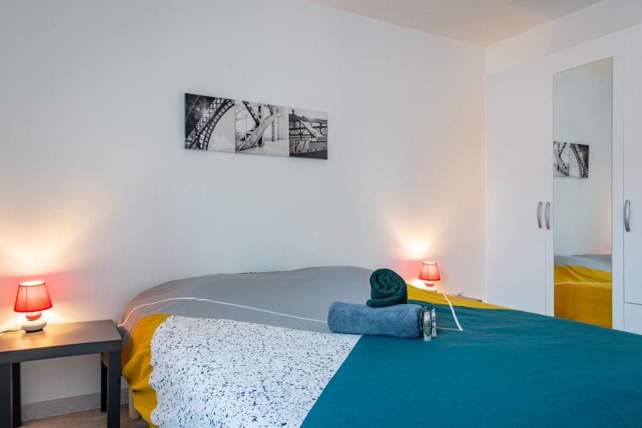 Gite Le Carpe Diem - Classe 3 Etoiles - Centre Ville - Wifi - Netflix Мармутье Экстерьер фото